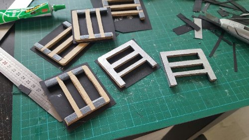 Découpe de carton simple cannelure x 3 et collé